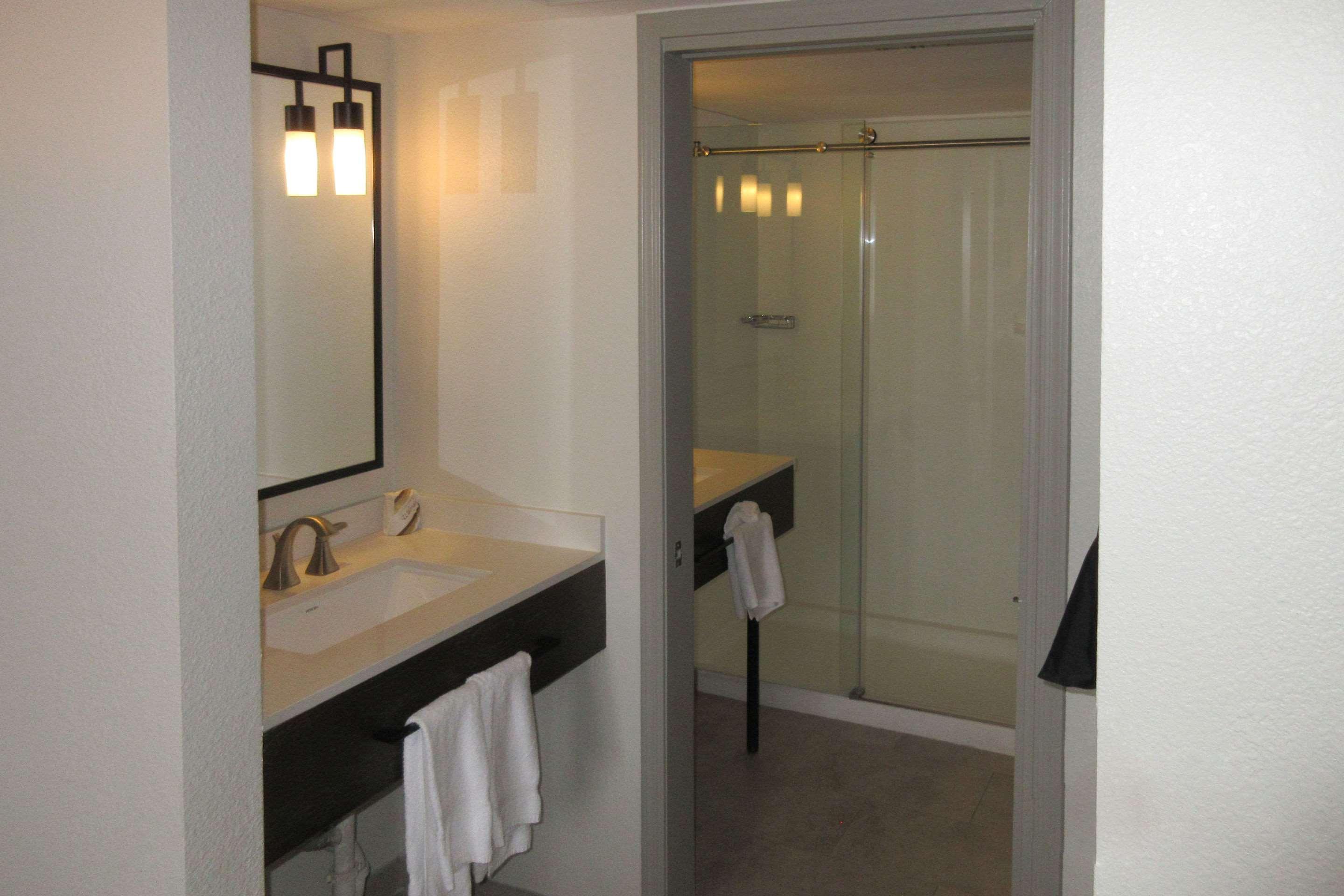 Windmill Suites Surprise - Phoenix, Ascend Hotel Collection Buitenkant foto
