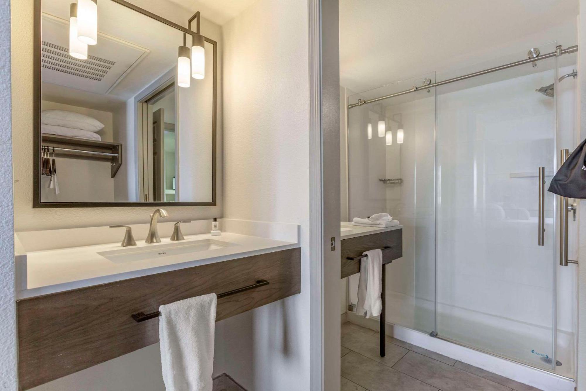 Windmill Suites Surprise - Phoenix, Ascend Hotel Collection Buitenkant foto