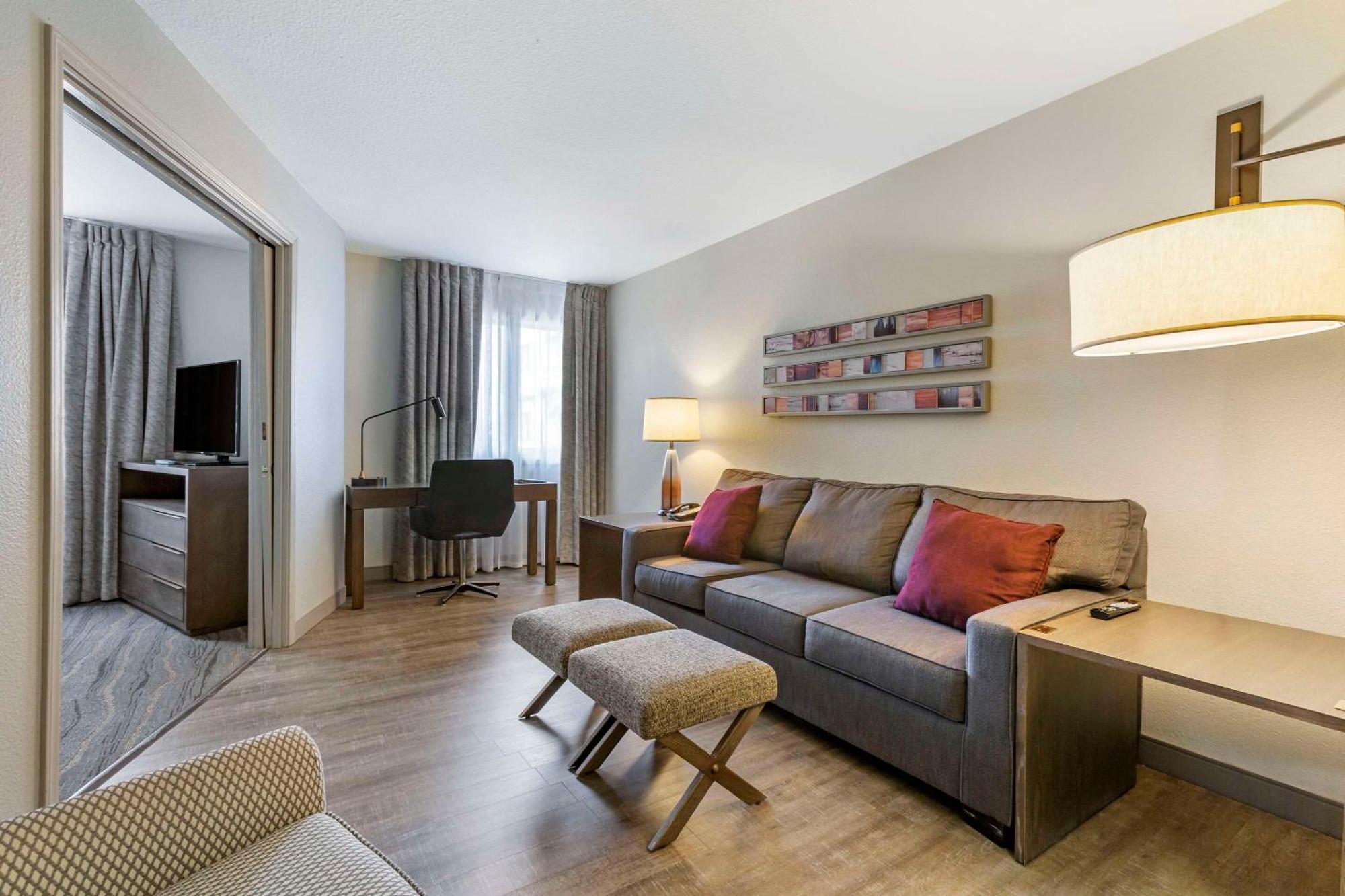 Windmill Suites Surprise - Phoenix, Ascend Hotel Collection Buitenkant foto