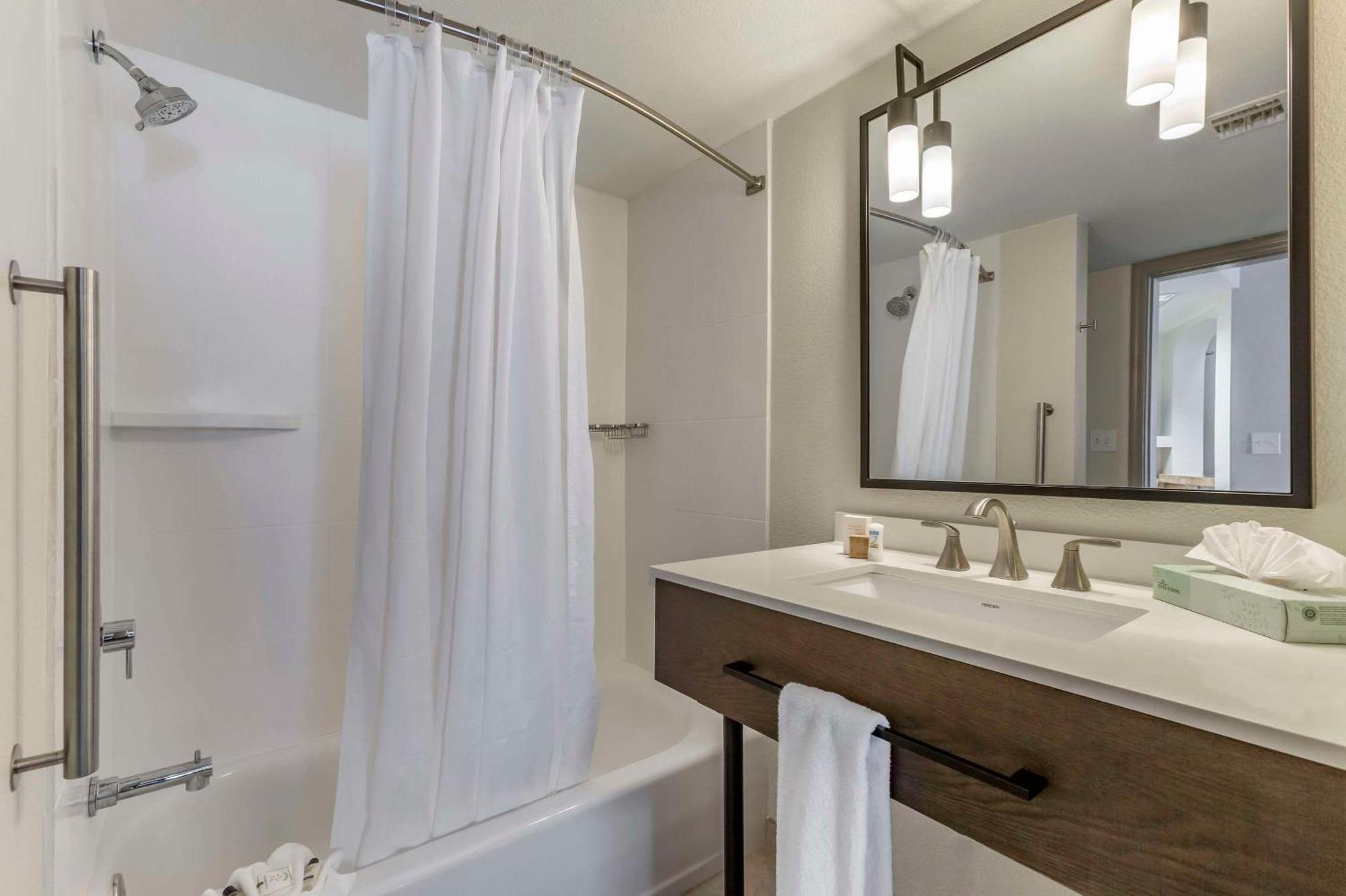 Windmill Suites Surprise - Phoenix, Ascend Hotel Collection Buitenkant foto