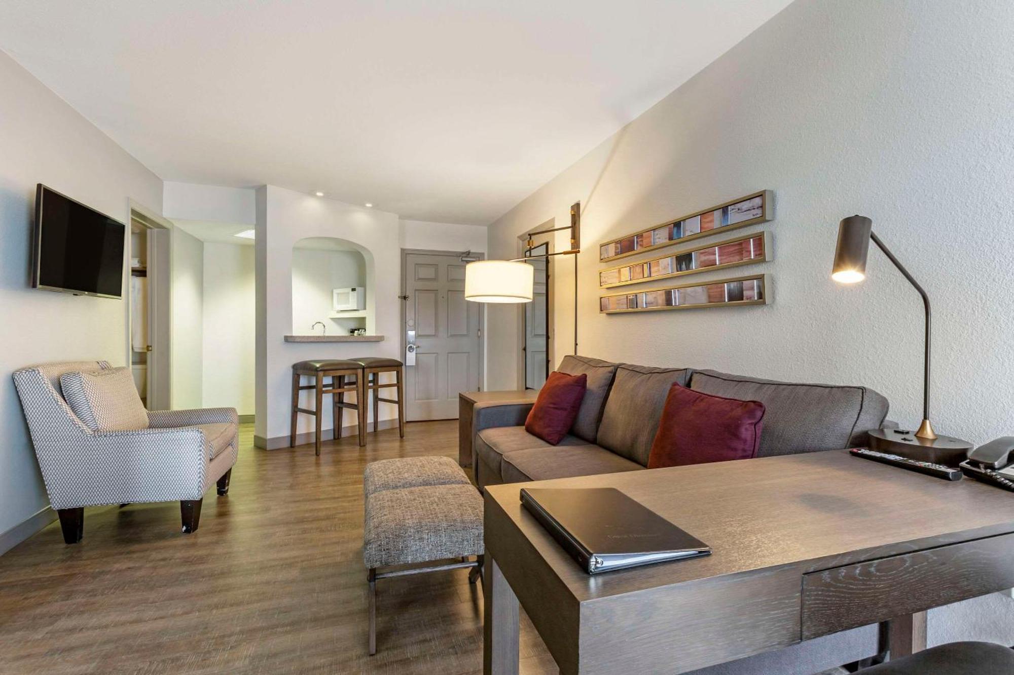 Windmill Suites Surprise - Phoenix, Ascend Hotel Collection Buitenkant foto